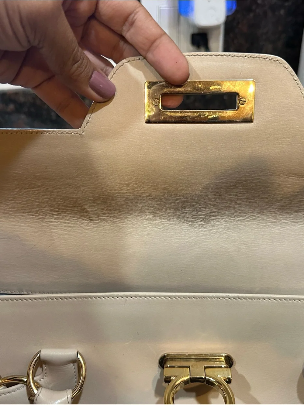Authentic Salvatore Ferragamo Gancini Leather Tote Shoulder Bag Cream Beige READ